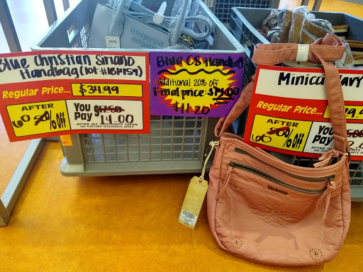 Shoe Store «Payless ShoeSource», reviews and photos, 700 W 15th St, Plano, TX 75075, USA