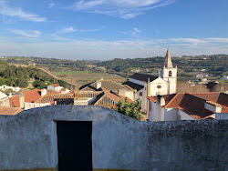 Loja de cerâmica Artesanato Hernâni Pedras Lda - Óbidos Óbidos