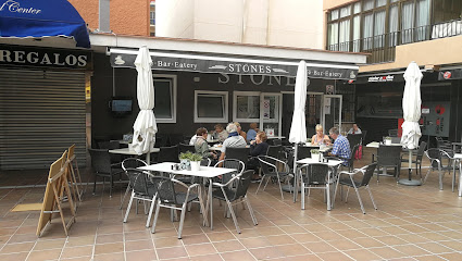 Stones Eatery Cafe & Bar - Cl. Jacinto Benavente, 3, 29640 Fuengirola, Málaga, Spain