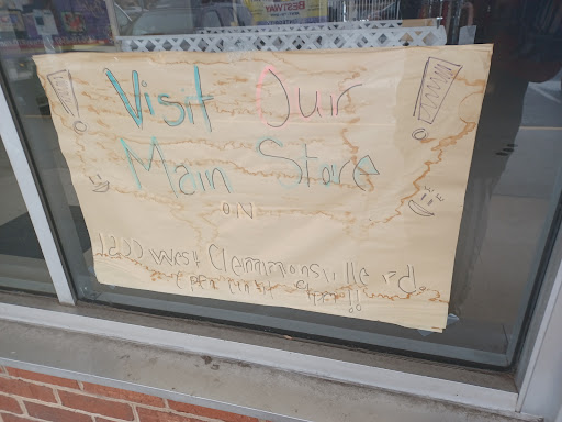 Thrift Store «Mega Thrift University Parkway», reviews and photos, 2816 University Pkwy, Winston-Salem, NC 27105, USA