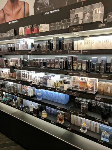 Cosmetics Store «SEPHORA», reviews and photos, 3200 N Sepulveda Blvd, Manhattan Beach, CA 90266, USA