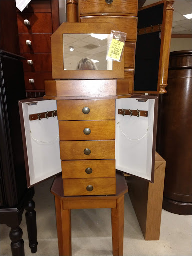 Shopping Mall «Monmouth Mall», reviews and photos, 180 New Jersey 35, Eatontown, NJ 07724, USA