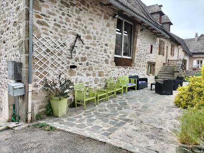 Les Escures à Camps-Saint-Mathurin-Léobazel