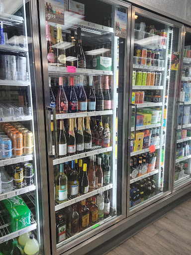 Liquor Store «Star Liquor @ Big Bend Road», reviews and photos, 13192 US-301, Riverview, FL 33578, USA