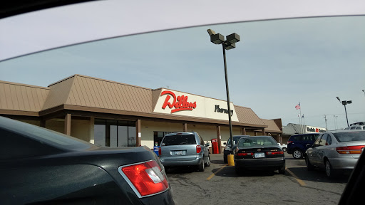 Grocery Store «Dillons», reviews and photos, 3020 E Douglas Ave, Wichita, KS 67214, USA