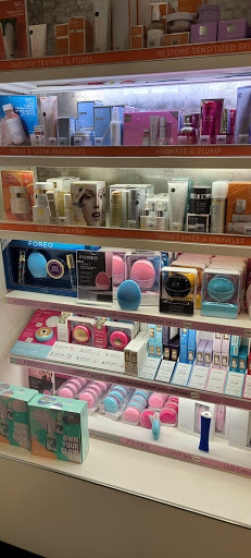 Cosmetics Store «SEPHORA», reviews and photos, 100 Cambridgeside Pl, Cambridge, MA 02141, USA