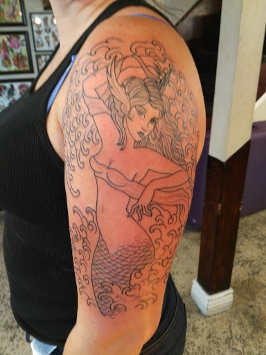 Tattoo Shop «Royal Peacock Tattoo Parlor», reviews and photos, 2101 P St, Sacramento, CA 95816, USA