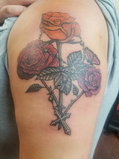 Find tattoo ideas stars for your next unique tattoo in Spokane at Sweet Inks & Cool Peeps