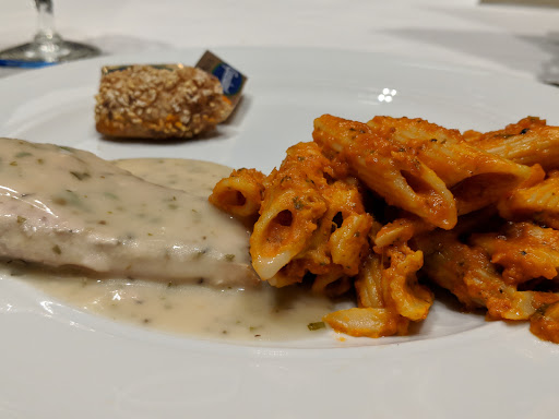 Conference Center «The Stonegate Conference & Banquet Centre», reviews and photos, 2401 W Higgins Rd, Hoffman Estates, IL 60169, USA