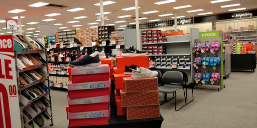 Shoe Store «Shoe Carnival», reviews and photos, 2601 Grand Ave, Ames, IA 50010, USA