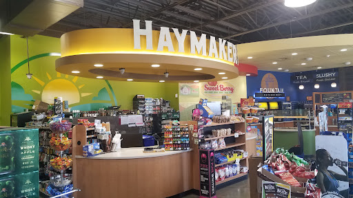 Convenience Store «Haymakers Convenience Store», reviews and photos, 202 Devonshire Dr, Champaign, IL 61820, USA