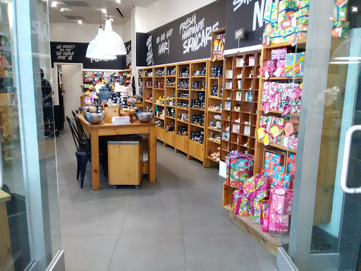 Cosmetics Store «Lush Cosmetics», reviews and photos, 429 Stanton Christiana Rd, Newark, DE 19702, USA