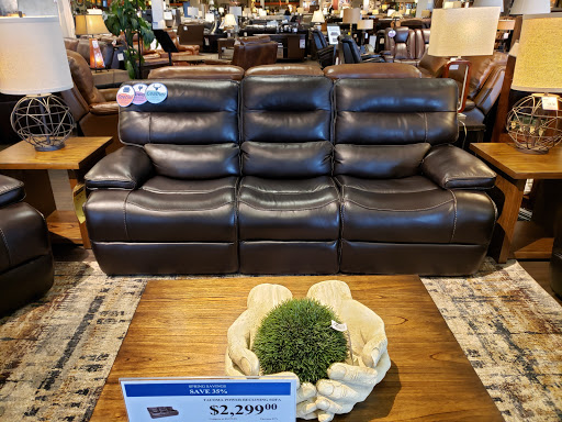 Furniture Store «Steinhafels Furniture», reviews and photos, 9191 South 13th Street, Oak Creek, WI 53154, USA