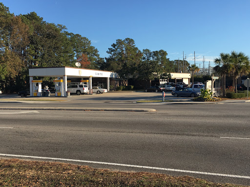 Auto Repair Shop «Island Tire & Automotive Services», reviews and photos, 4 Palmetto Bay Rd, Hilton Head Island, SC 29928, USA