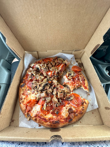 Small 🍕 with sausage and 🍄