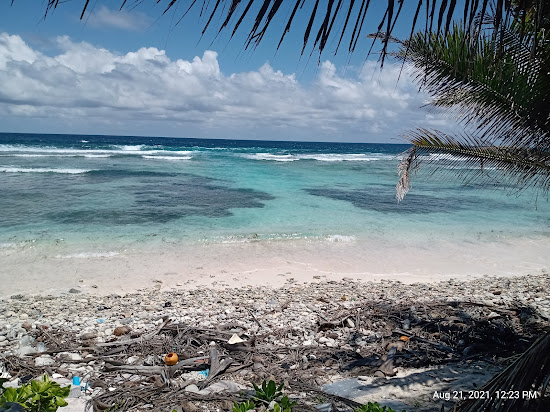 Rasgefannu Athiri Beach