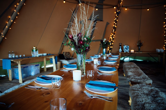 Reviews of The Rustic Rabbit - Bespoke Wooden Furniture Hire in Wanaka - Event Planner