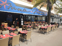 Atmosphère du Restaurant de fruits de mer La Moule Joyeuse à Fréjus - n°12