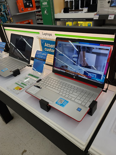 Discount Store «Walmart», reviews and photos, 5250 Commercial St SE, Salem, OR 97306, USA