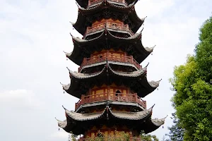 Longhua Temple image