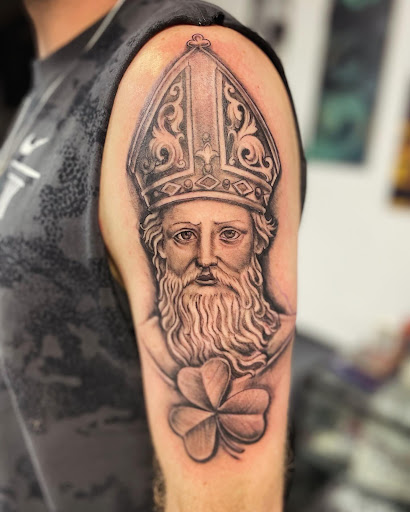 Explore stethoscope tattoo ideas, creative tattoo ideas in Oak Forest, available at 7 Day Gallery Tattoo & Art Gallery