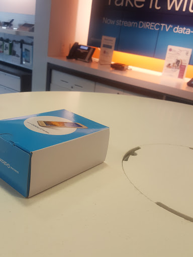 Cell Phone Store «AT&T», reviews and photos, 10001 Research Blvd #130, Austin, TX 78759, USA