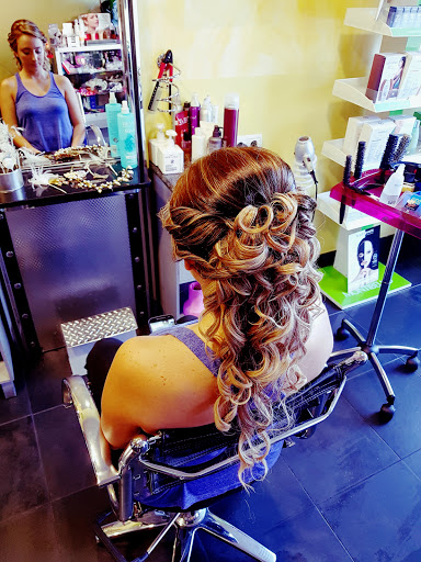 New Style Peluquería & Estética Solarium.Centro de masajes en Puente de Domingo Flórez, León