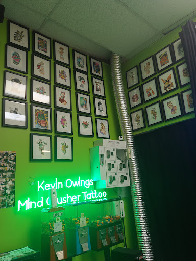 Tattoo Shop «Mind Crusher Tattoo», reviews and photos, 6705 N Clark St, Chicago, IL 60626, USA