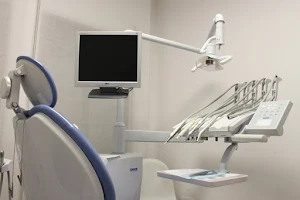DioDent Odontoiatria e medicina estetica image