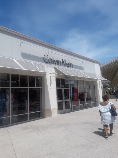 Outlet Mall «Tanger Outlet Myrtle Beach Hwy 17», reviews and photos, 10835 Kings Rd, Myrtle Beach, SC 29572, USA