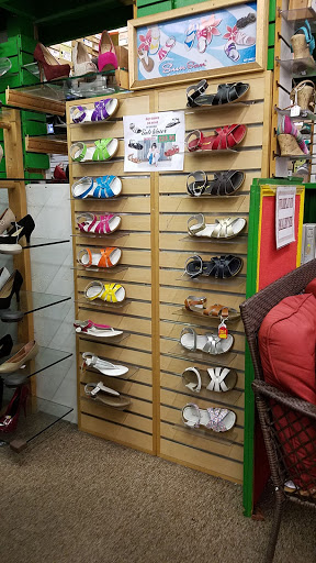 Shoe Store «Heel & Sole Shoes», reviews and photos, 708 Mangrove Ave, Chico, CA 95926, USA