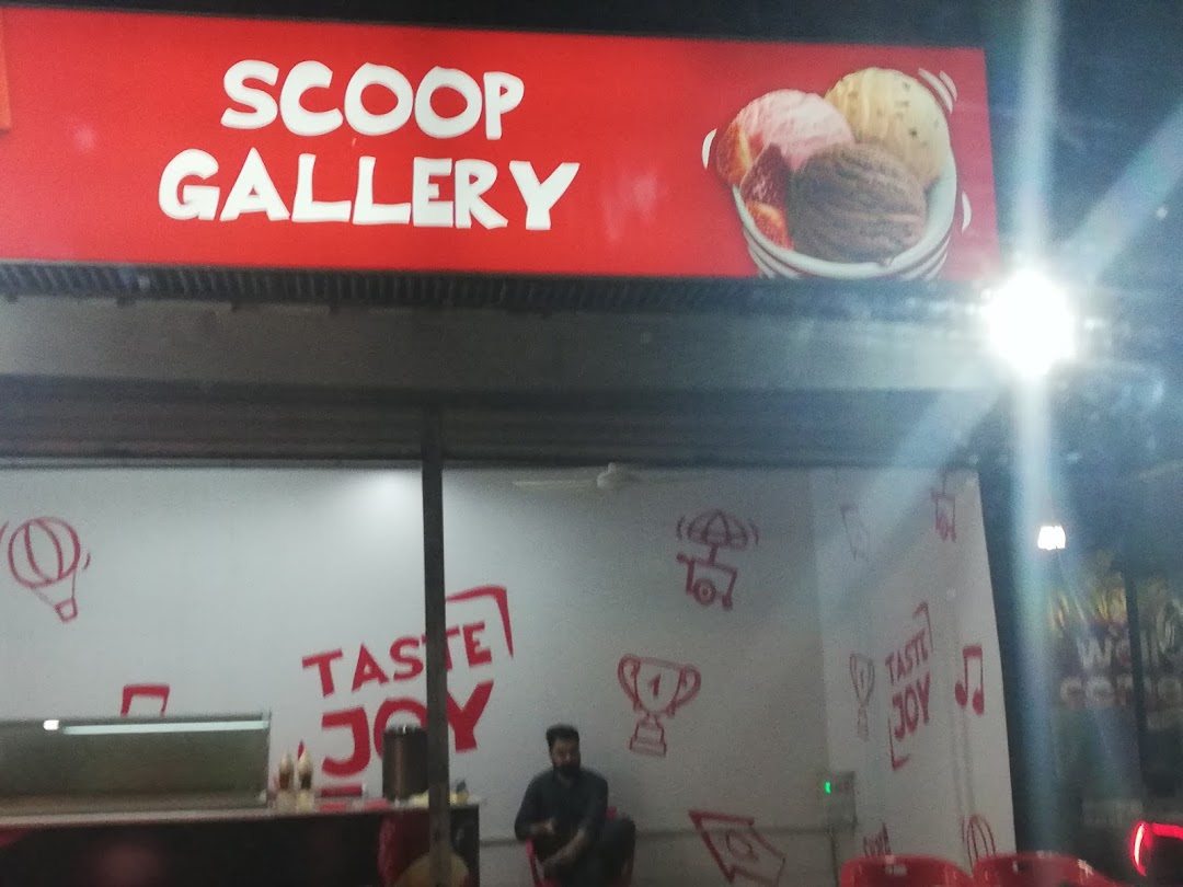 Scoop Gallery