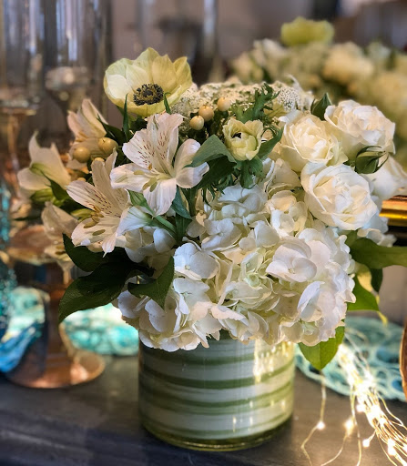 Florist «Florist Of Covington», reviews and photos, 2640 N Hwy 190, Covington, LA 70433, USA