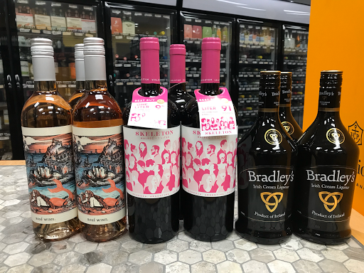 Wine Store «Premier Wine & Spirits», reviews and photos, 100 Main St N # 11, Southbury, CT 06488, USA