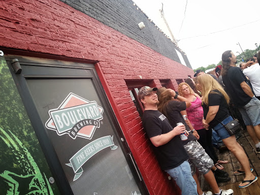 Live Music Venue «Aftershock Live Music Venue», reviews and photos, 5240 Merriam Dr, Merriam, KS 66203, USA