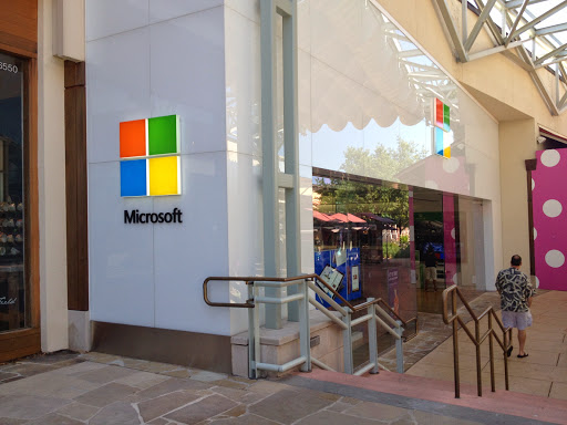 Shopping Mall «The Shops At La Cantera», reviews and photos, 15900 La Cantera Pkwy, San Antonio, TX 78256, USA