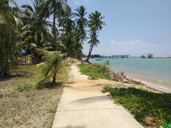 Pantai Panau