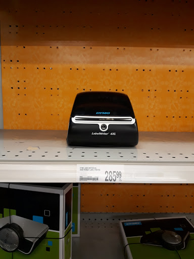 Office Supply Store «OfficeMax», reviews and photos, 2660 95th St, Evergreen Park, IL 60805, USA