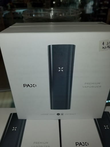 Tobacco Shop «Smoke N Pipes Smoke Shop», reviews and photos, 5306 Washington Ave, Houston, TX 77007, USA