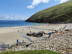 Foto di Keem Beach con baia spaziosa