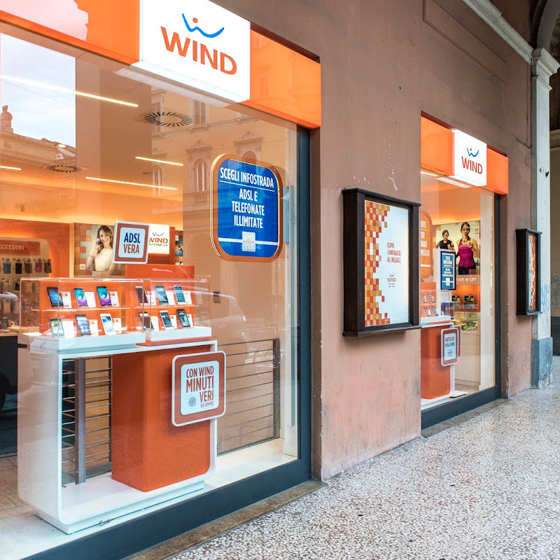 WIND Shop Bologna Via Independence 41