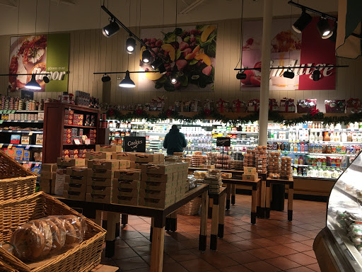 Grocery Store «The Fresh Market», reviews and photos, 9375 Poplar Ave, Germantown, TN 38138, USA
