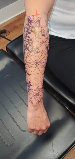 Explore logger tattoo ideas, creative tattoo ideas in Lake Alfred, available at Moreira Ink