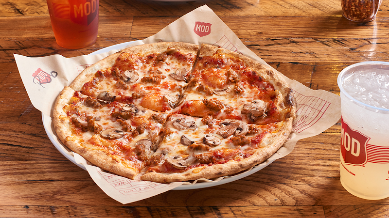 #5 best pizza place in Lynnwood - MOD Pizza