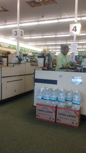 Dollar Store «Dollar Tree», reviews and photos, 6569 Market Dr, Gloucester Courthouse, VA 23061, USA