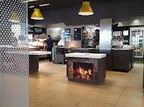 Atmosphère du Restauration rapide McDonald's Poitiers Demi-Lune - n°2