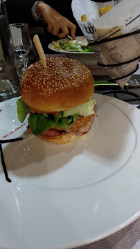 Hamburger du Restaurant le Capri à Valserhône - n°3