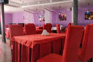 Restaurant HoliDay image