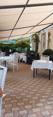 Atmosphère du Restaurant Côté Saveurs à La Chapelle-Saint-Mesmin - n°20