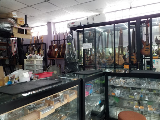 ร้านอลิเซียกีต้าร์ Aliceia Guitar Shop